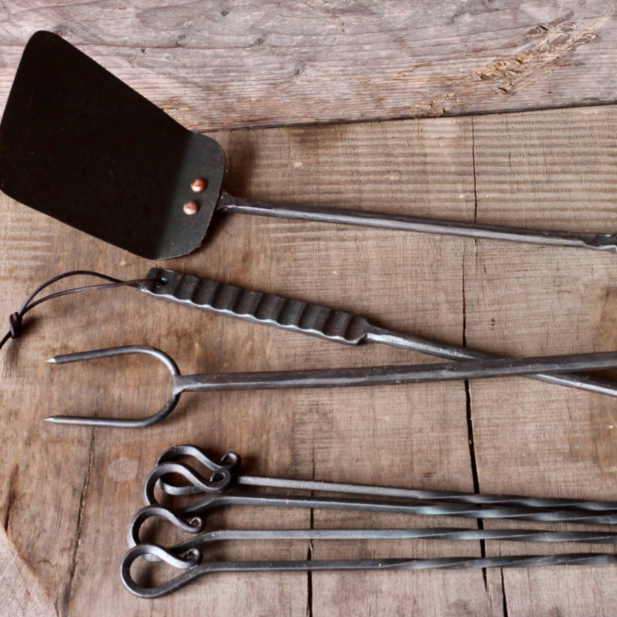 "Grill-Marked" BBQ Grill Set