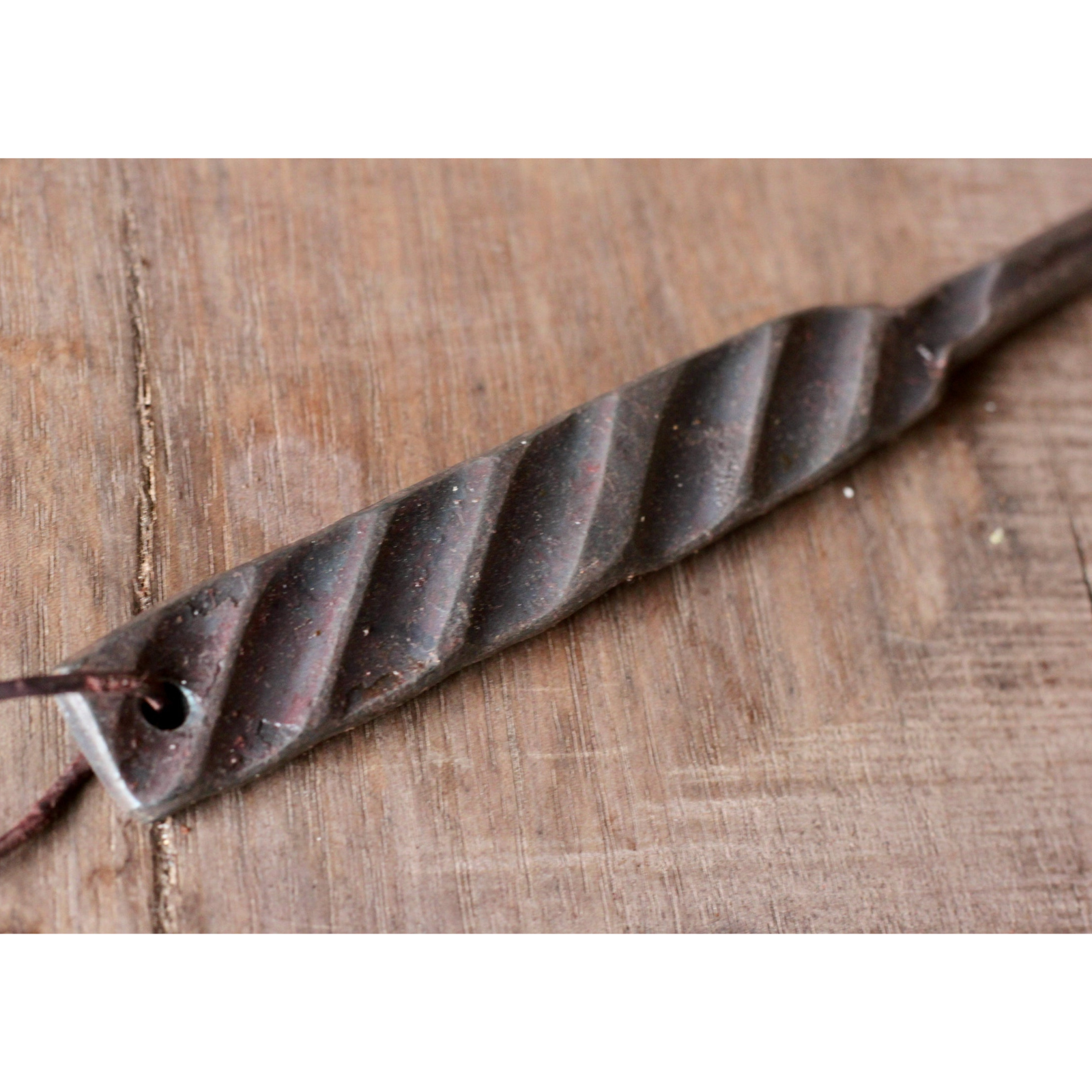 Grilling Spatula: "Grill-Marked" Handle